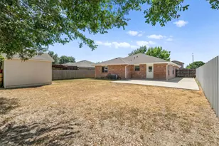 1626 Canary Island Ct, Dallas, TX 75217 - Photo 22
