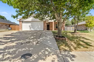 1626 Canary Island Ct, Dallas, TX 75217 - Photo 2