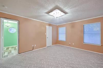 907 Clear Creek Drive, Arlington, TX 76001 - Photo 12