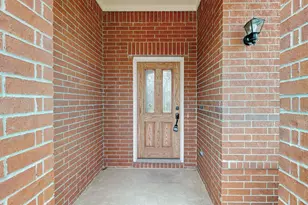 1065 Aviary Dr, Aubrey, TX 76227 - Photo 4