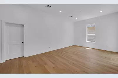 914 N 10th Street, Waco, TX 76707 - Photo 6