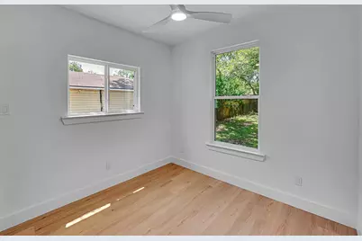 914 N 10th Street, Waco, TX 76707 - Photo 24