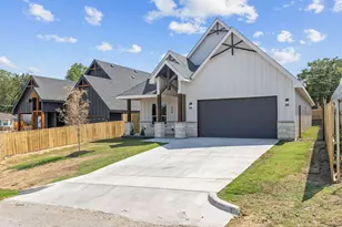 3203 NW 33rd St, Fort Worth, TX 76106 - Photo 2