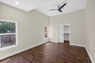 314 N Anglin St, Cleburne, TX 76031 - Photo 12