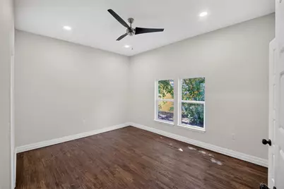 314 N Anglin Street, Cleburne, TX 76031 - Photo 18