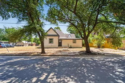 314 N Anglin Street, Cleburne, TX 76031 - Photo 2