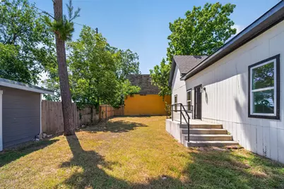 314 N Anglin Street, Cleburne, TX 76031 - Photo 24
