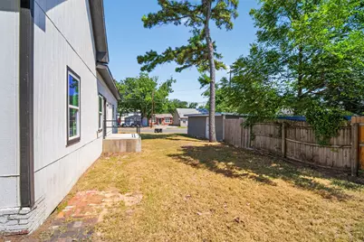 314 N Anglin Street, Cleburne, TX 76031 - Photo 26