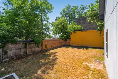 314 N Anglin Street, Cleburne, TX 76031 - Photo 22
