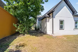 314 N Anglin St, Cleburne, TX 76031 - Photo 24