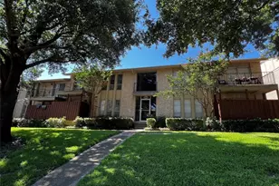 5826 Sandhurst Ln, Dallas, TX 75206 - Photo 1