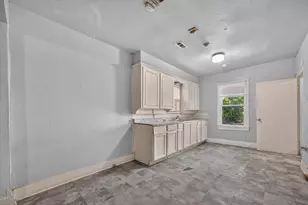2813 E Rosedale St, Fort Worth, TX 76105 - Photo 18