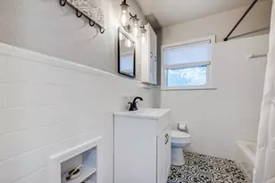 1004 Cordell St, Denton, TX 76201 - Photo 10