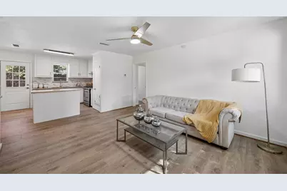 747 High School Drive, Seagoville, TX 75159 - Photo 8
