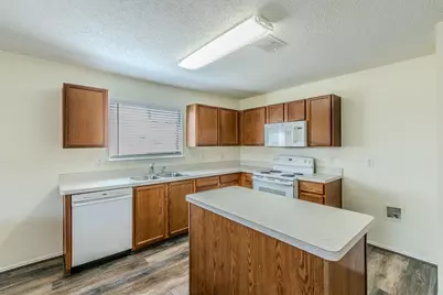 2415 Mallory Lane, Lancaster, TX 75134 - Photo 6
