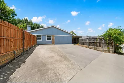 1706 Delaford Circle, Carrollton, TX 75007 - Photo 26