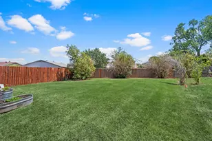 1706 Delaford Cir, Carrollton, TX 75007 - Photo 22