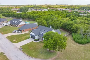 545 McKittrick Ct, Godley, TX 76044 - Photo 38
