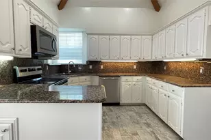 4023 Lawngate Dr, Dallas, TX 75287 - Photo 8