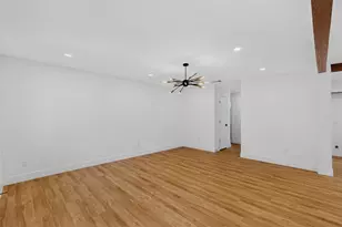 6000 Cool Springs Dr, Arlington, TX 76001 - Photo 12