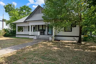 400 Capps St, Marlin, TX 76661 - Photo 2