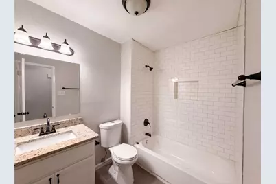 922 Meadowdale Circle, Garland, TX 75043 - Photo 12
