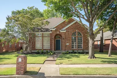 1312 Wentworth Drive, Lewisville, TX 75067 - Photo 2