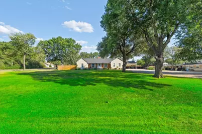 3201 W Park Row Boulevard, Corsicana, TX 75110 - Photo 4
