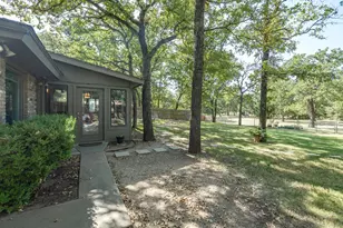 194 Pr 203, Bowie, TX 76230 - Photo 38