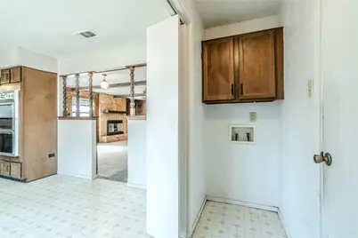 705 Rockledge Drive, Saginaw, TX 76179 - Photo 6