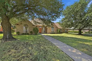 2416 Jolinda Ln, Whitesboro, TX 76273 - Photo 2