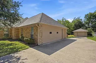 2416 Jolinda Ln, Whitesboro, TX 76273 - Photo 4