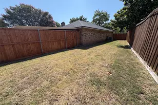 1025 Cloverdale Ln, DeSoto, TX 75115 - Photo 26