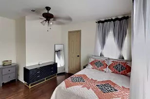 4705 Selkirk Dr, Fort Worth, TX 76109 - Photo 10