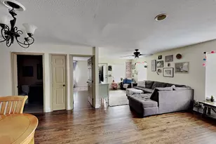 4705 Selkirk Dr, Fort Worth, TX 76109 - Photo 4