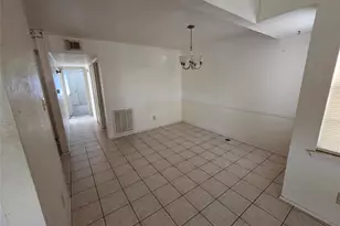 2502 E Timberview Ln, Arlington, TX 76014 - Photo 4