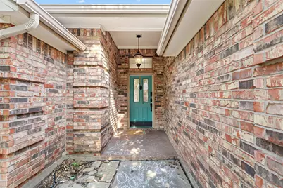 7732 Sagebrush Court N, North Richland Hills, TX 76182 - Photo 4