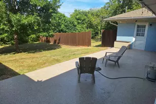 2116 N 33rd St, Waco, TX 76708 - Photo 4