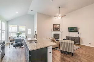 8901 Thompson Rd, Argyle, TX 76226 - Photo 8