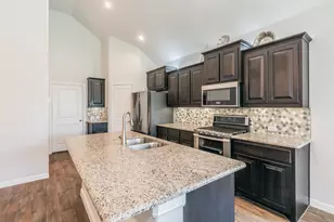 8901 Thompson Rd, Argyle, TX 76226 - Photo 6