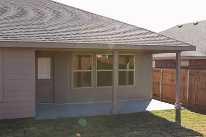 807 Wolf Creek Drive, Cleburne, TX 76033 - Photo 12