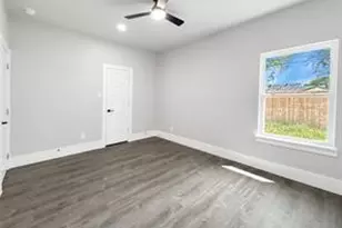2130 Kathleen Ave, Dallas, TX 75216 - Photo 14
