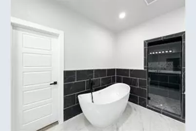 2130 Kathleen Avenue, Dallas, TX 75216 - Photo 18