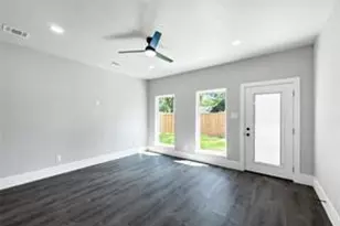 2130 Kathleen Ave, Dallas, TX 75216 - Photo 6
