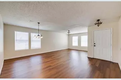 933 Medina Drive, Arlington, TX 76017 - Photo 8