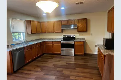 933 Medina Drive, Arlington, TX 76017 - Photo 22