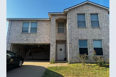 933 Medina Drive, Arlington, TX 76017 - Photo 1