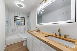1725 Columbia St, Waco, TX 76711 - Photo 2