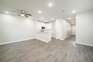 1016 W Ford St, Denison, TX 75020 - Photo 6