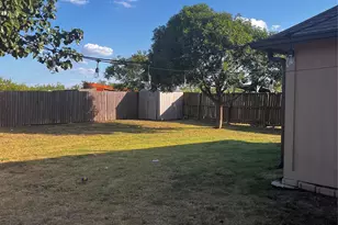 1705 Melody Cir, Kaufman, TX 75142 - Photo 2